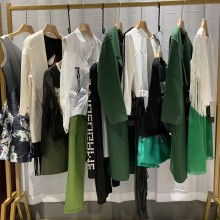 广州市白云区石门慕语服装经营部 优质服装批发一站式服务